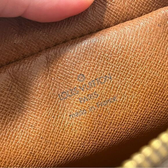 Louis Vuitton Saint Germain 24 monogram - Picture 15 of 17